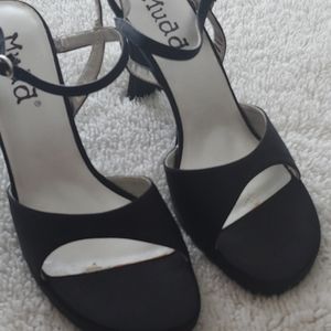 Mudd Black Heels 7.5